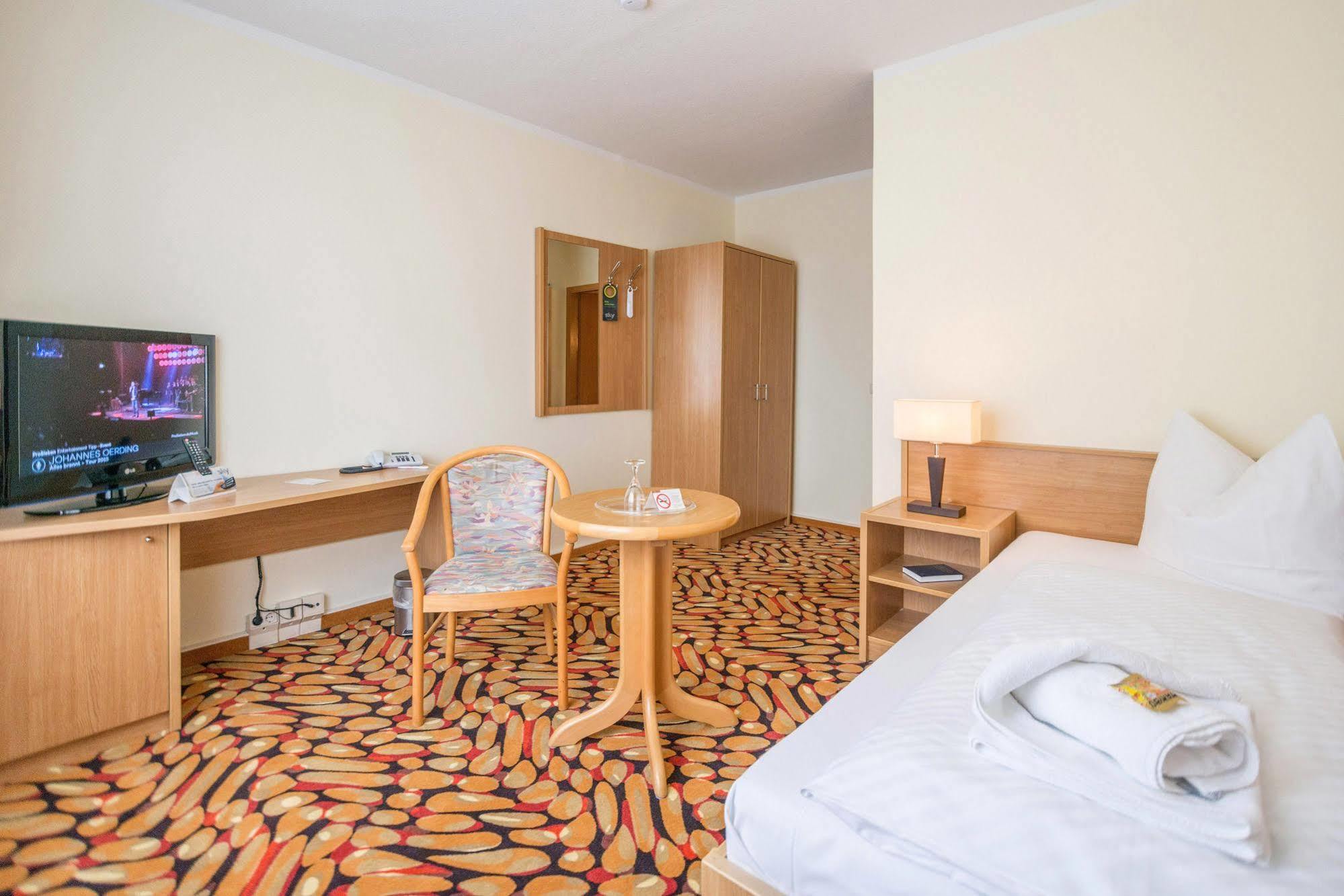 An Der Stadthalle - Hbf (adults Only) Hotel 3*